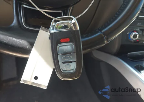 2016 Audi A4 2.0T Premium Plus z USA, uszkodzony, nr VIN WAUEFAFL3GN003447